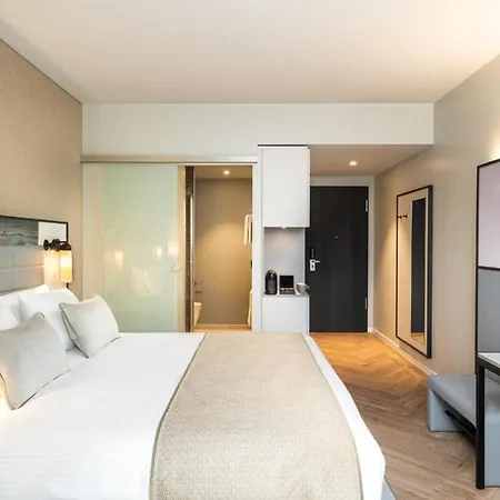 Leonardo Royal Bonn Airport Otel