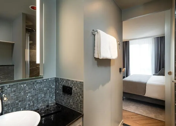 Hotel Leonardo Royal Bonn Airport Köln